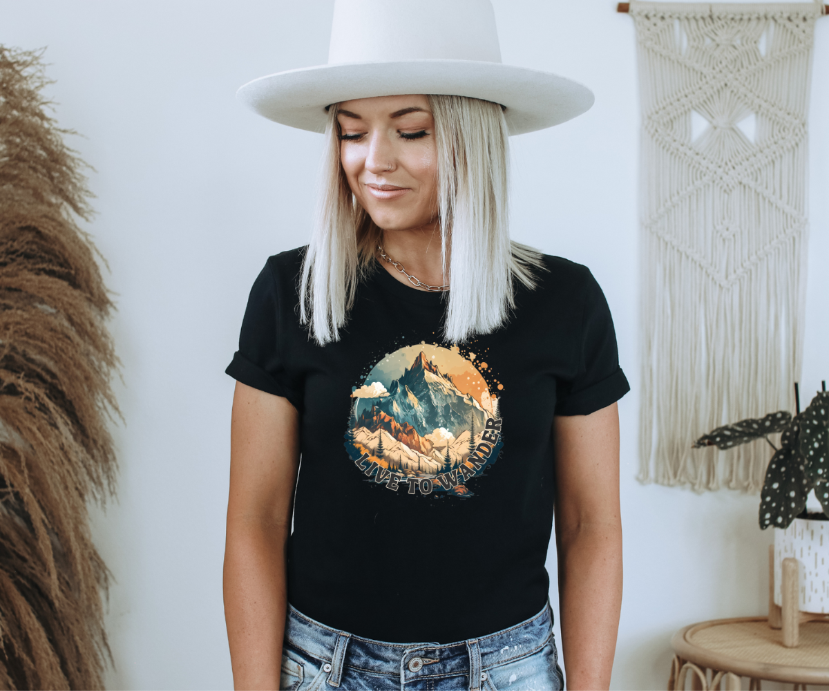 Live to Wander Tee